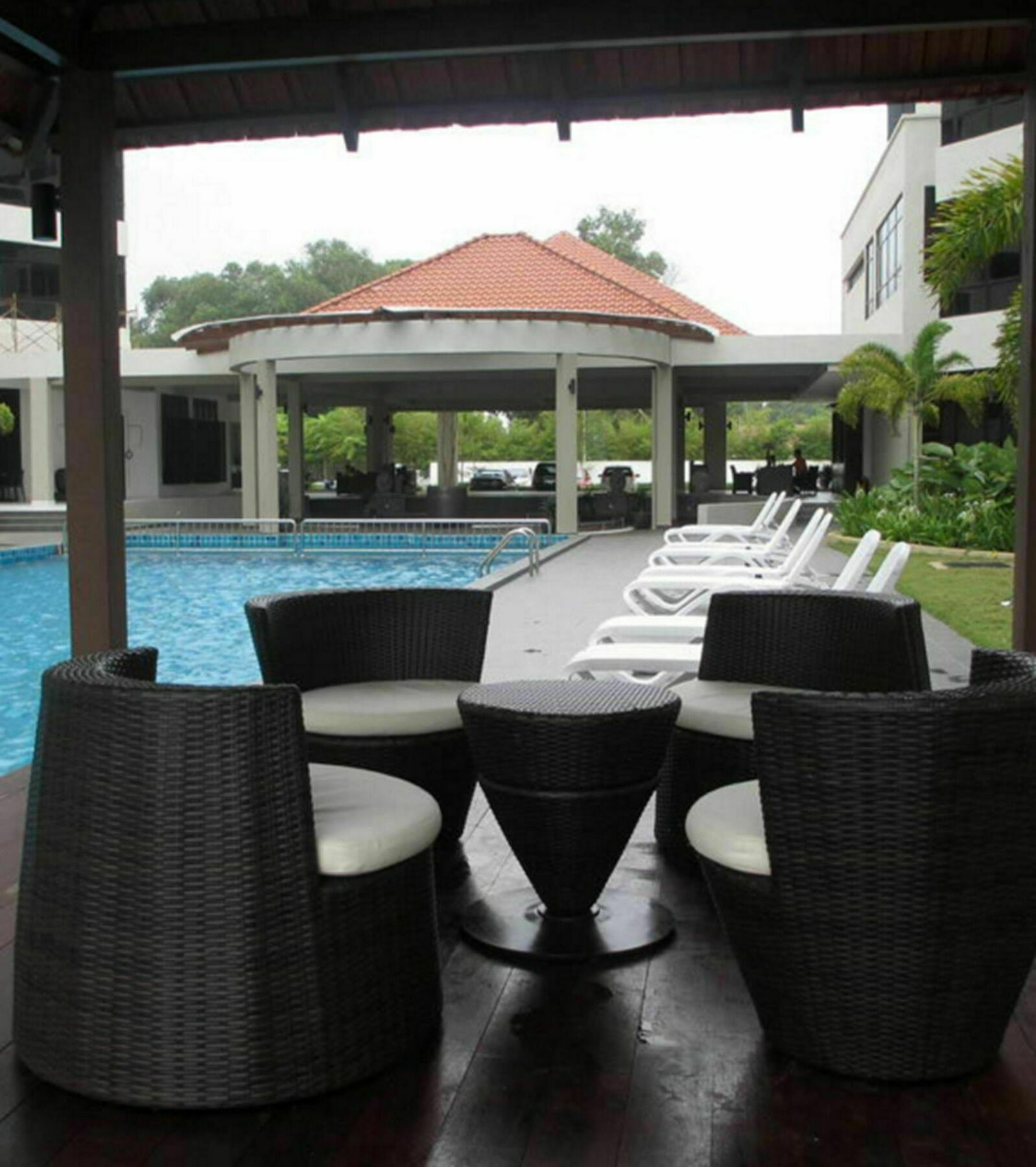 Samsuria Beach Resort & Residence Чератинг Экстерьер фото