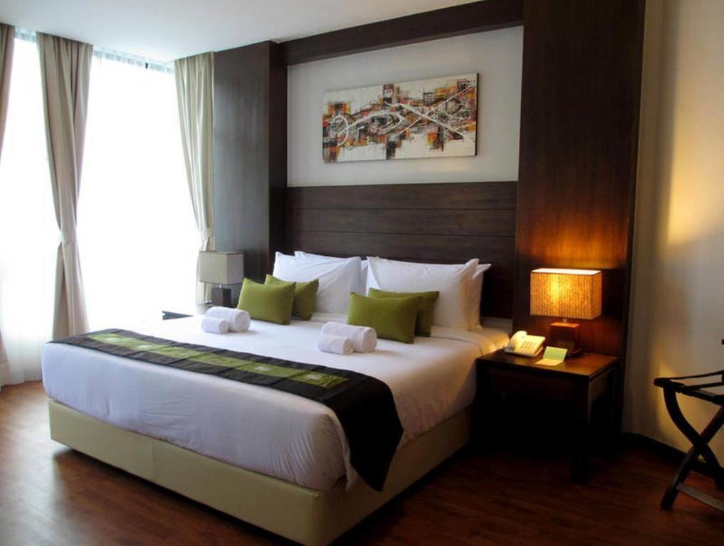Samsuria Beach Resort & Residence Чератинг Экстерьер фото
