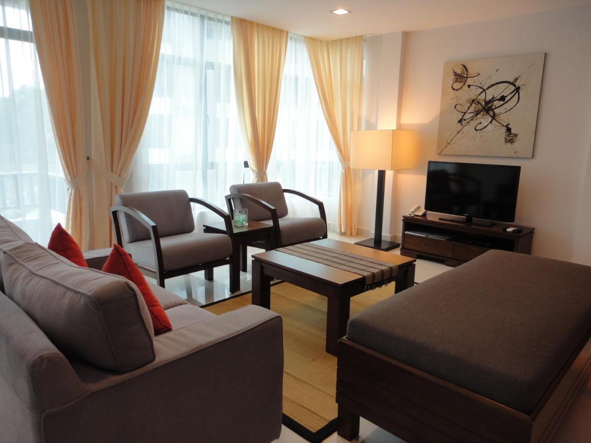 Samsuria Beach Resort & Residence Чератинг Экстерьер фото