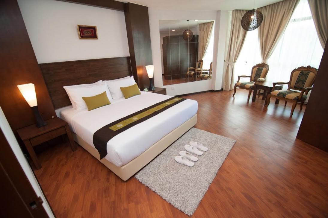 Samsuria Beach Resort & Residence Чератинг Экстерьер фото