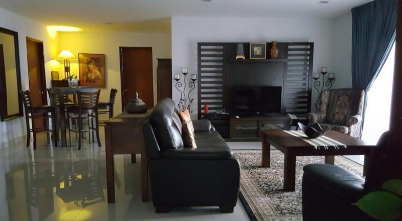 Samsuria Beach Resort & Residence Чератинг Экстерьер фото