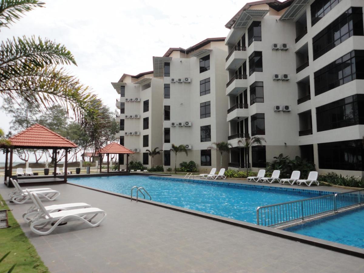Samsuria Beach Resort & Residence Чератинг Экстерьер фото