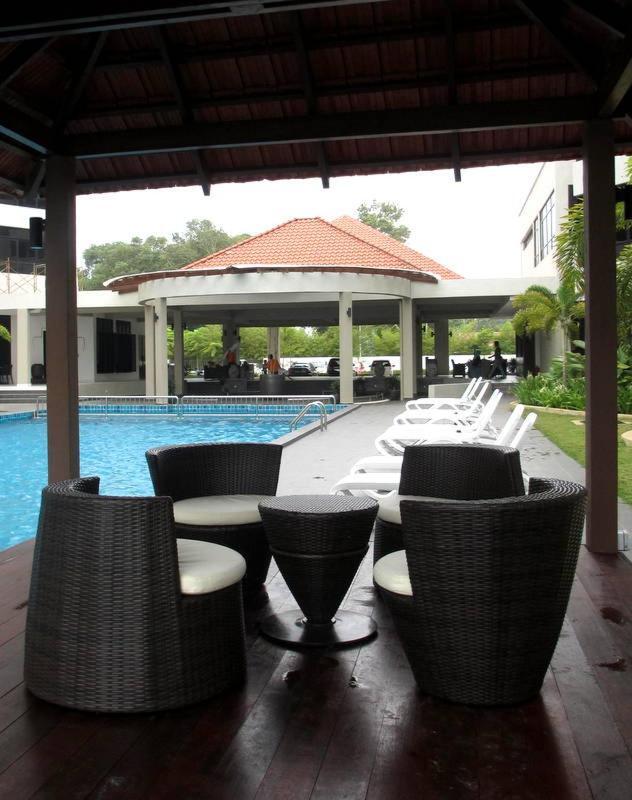 Samsuria Beach Resort & Residence Чератинг Экстерьер фото