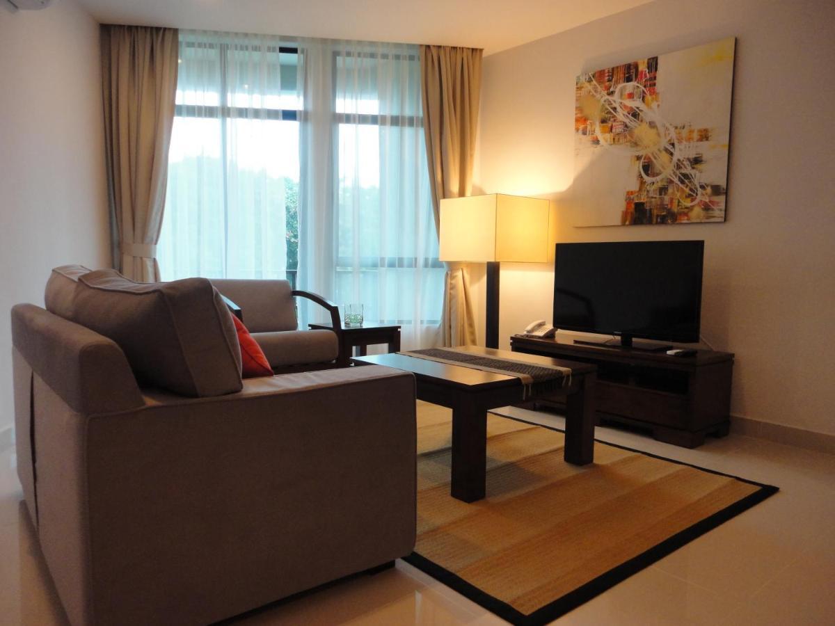 Samsuria Beach Resort & Residence Чератинг Экстерьер фото