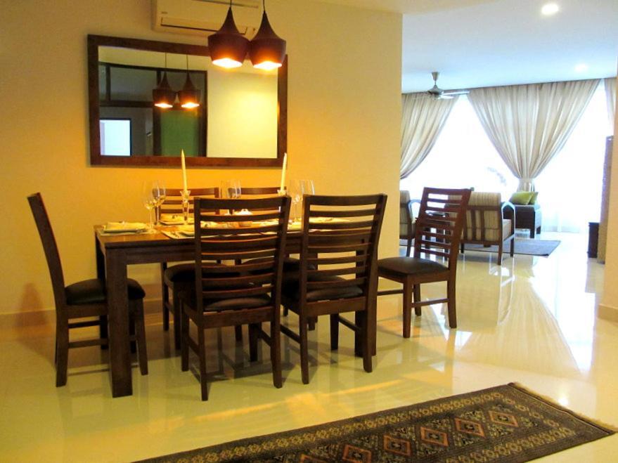 Samsuria Beach Resort & Residence Чератинг Экстерьер фото